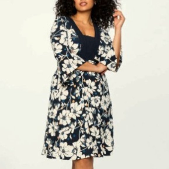Eloquii Dresses & Skirts - NWT Eloquii Navy Floral Tie-Back Waist Dress